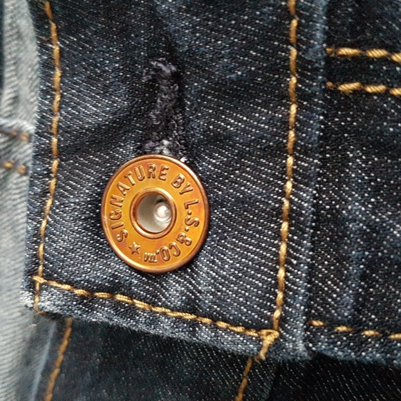 Signature by Levi Strauss Modern Straight Jean Size 10 - Picture 3 of 14
